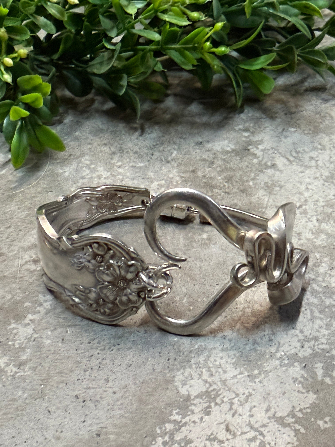 Artistic Heart Bracelet