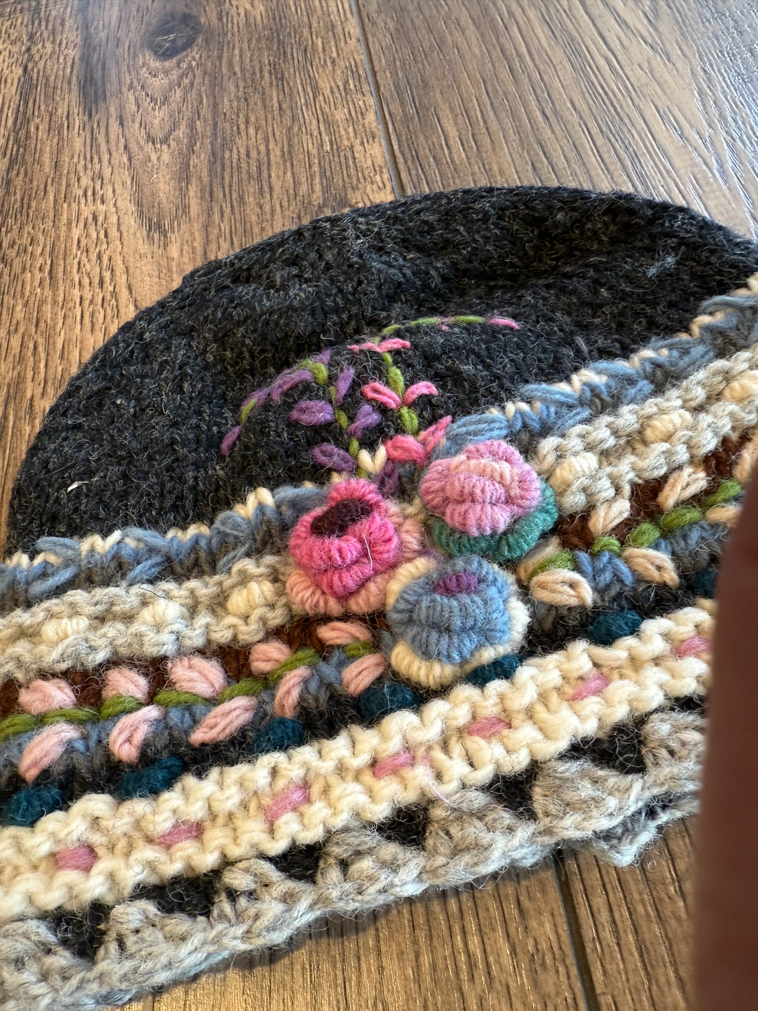 Wool Knit Embroidery Hat
