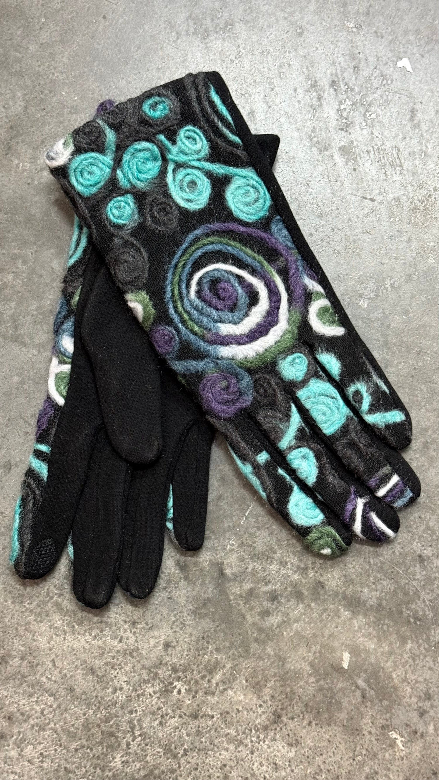 Yarn Embroidered Gloves