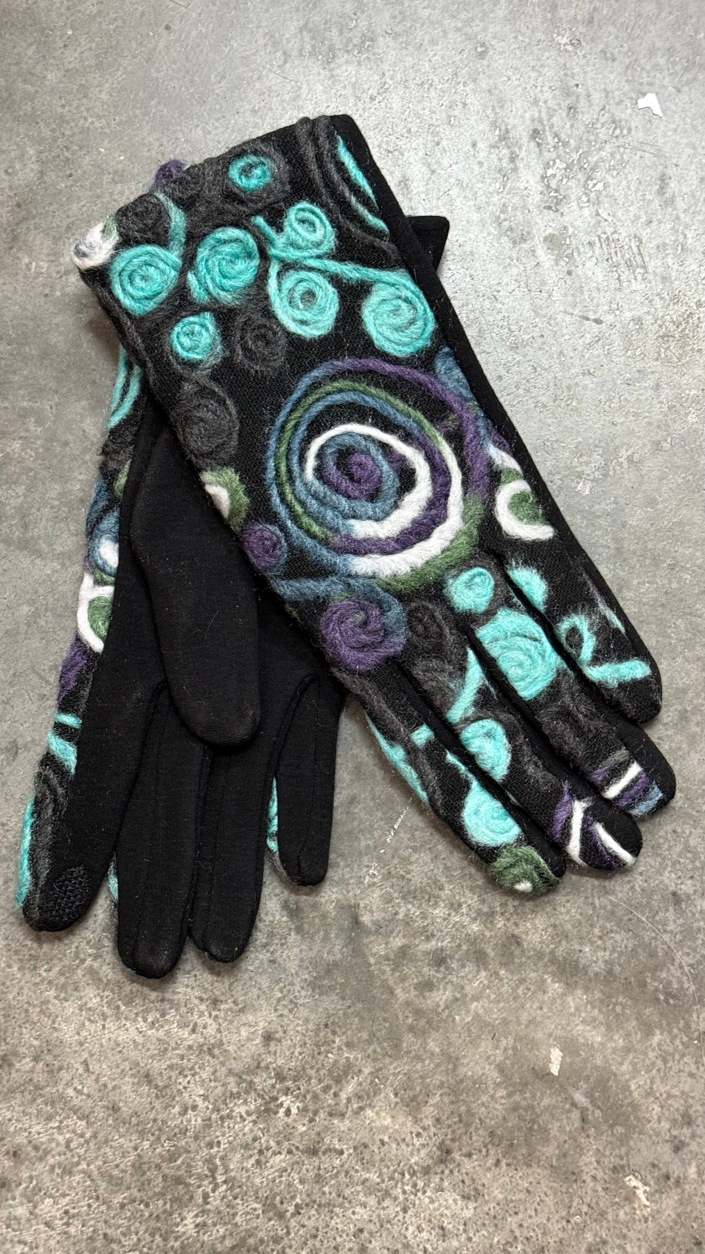 Yarn Embroidered Gloves