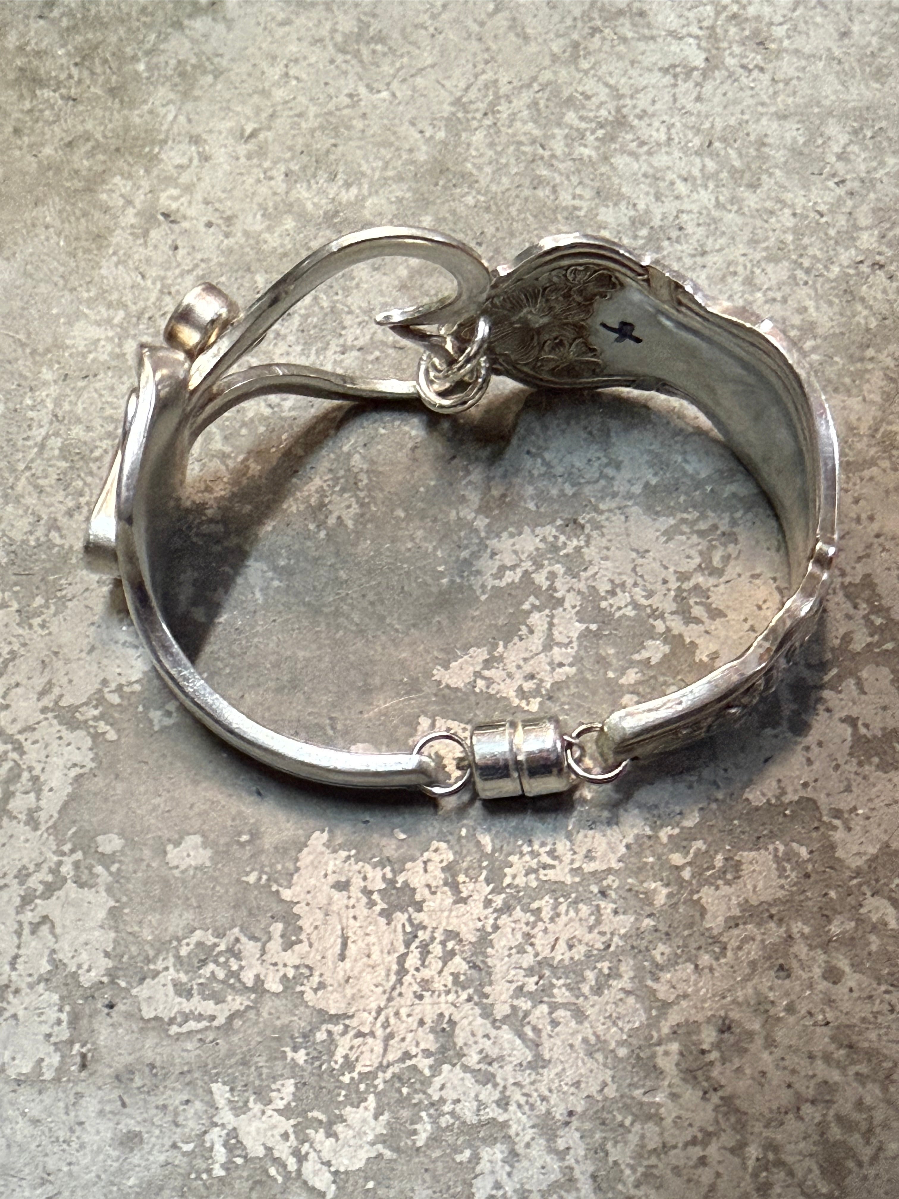 Artistic Heart Bracelet