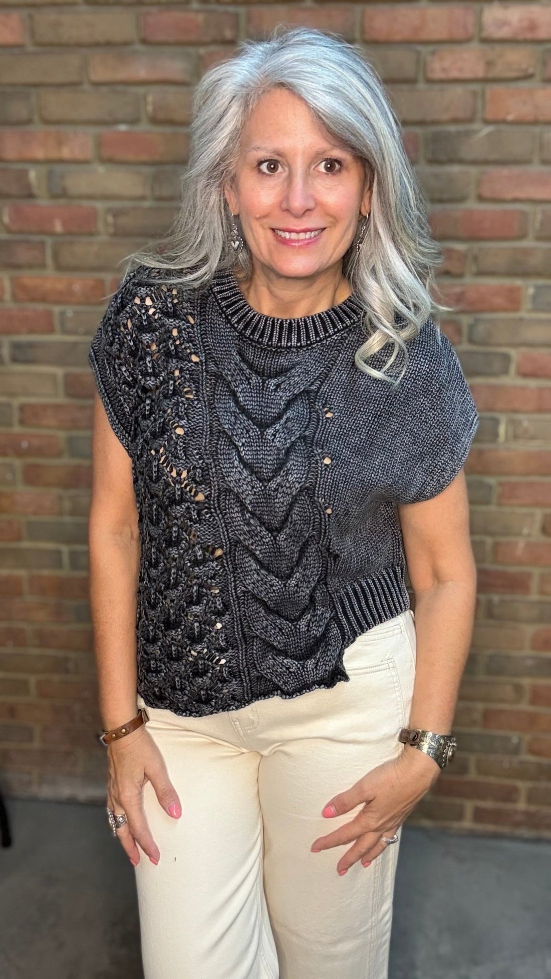 Sleeveless Sweater Vest BLACK - Vintage Vault Boutique