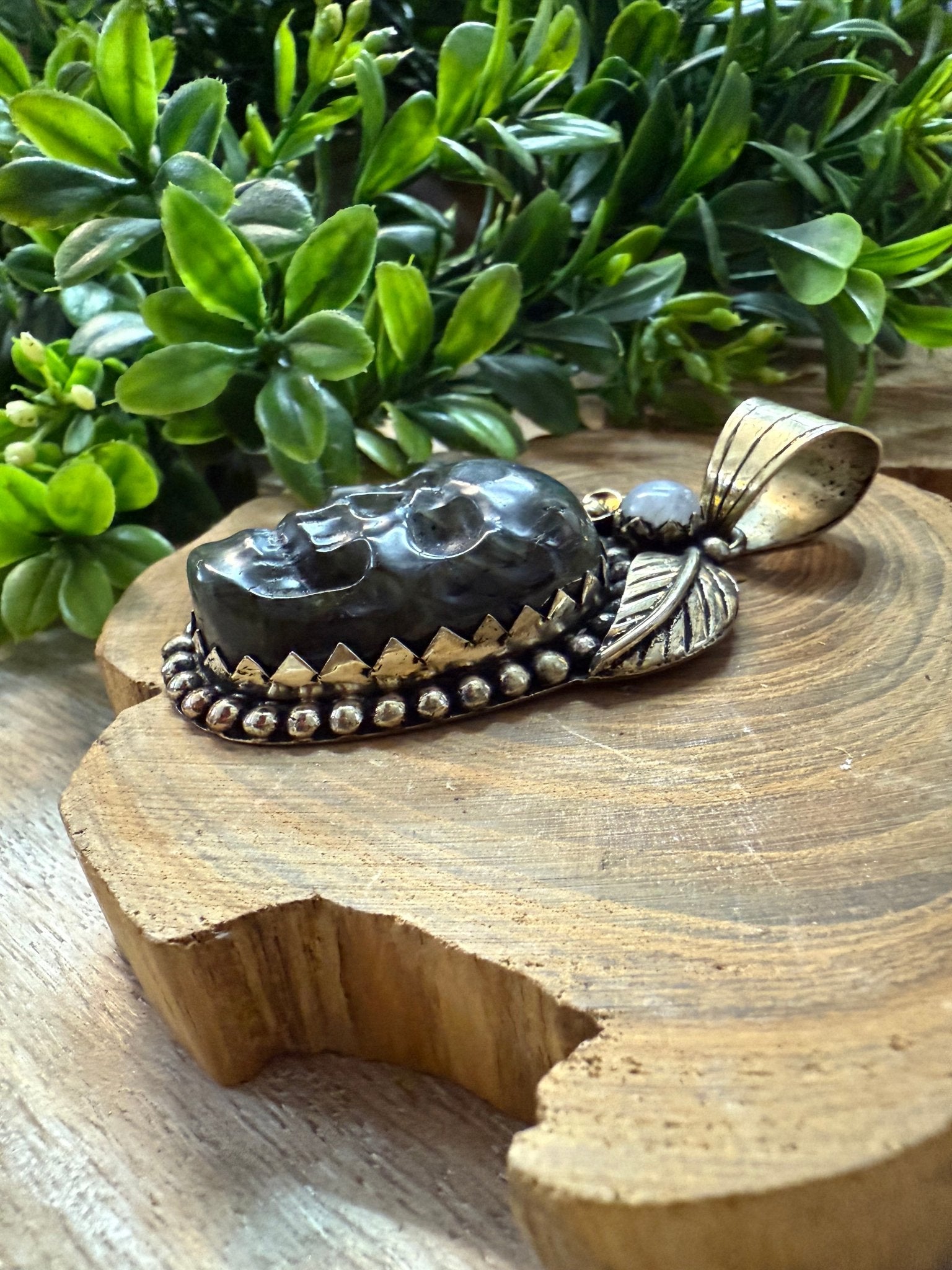 Labradorite and Moonstone Skull Tibetan Pendant - Vintage Vault Boutique