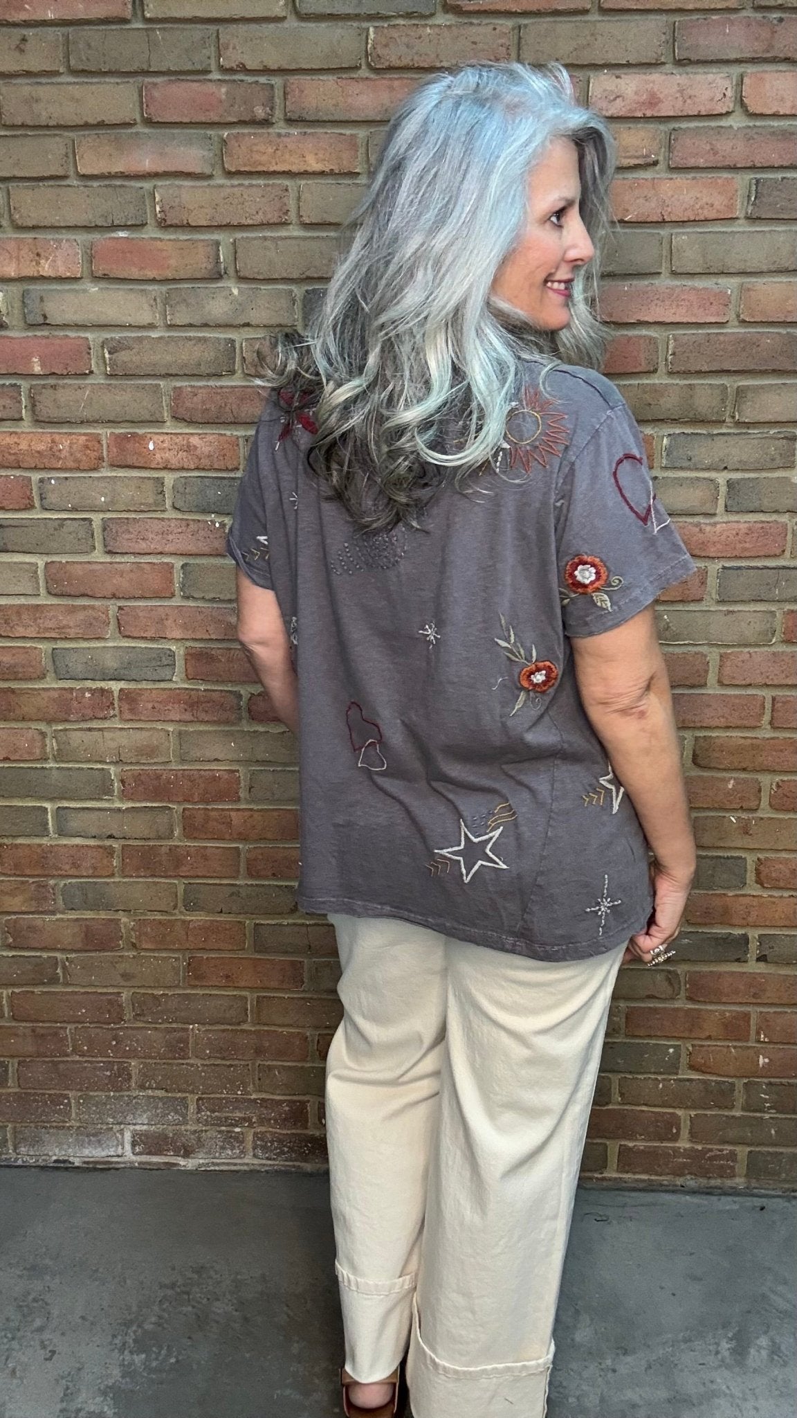 Marli - Feel Good T-Shirt - Vintage Vault Boutique