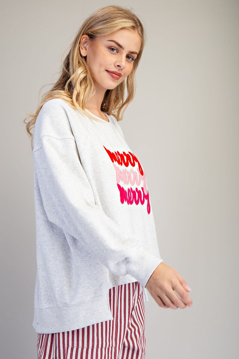Merry Hi Lo Embroidery Sweatshirt