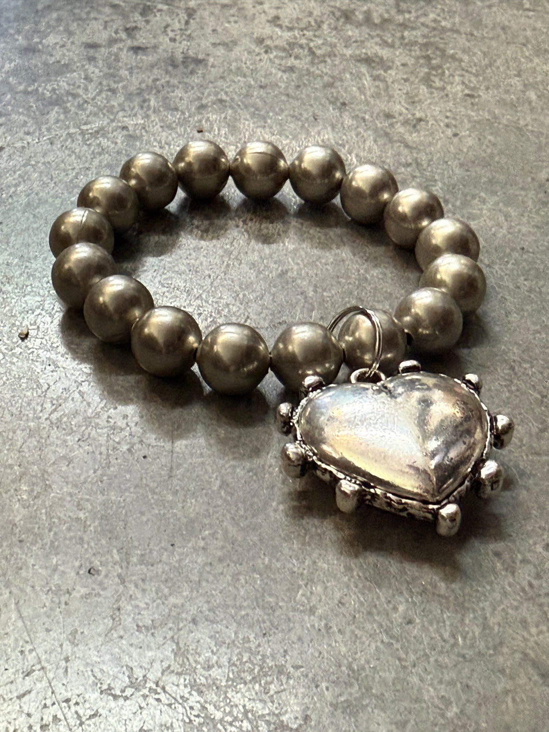 Silver Puff Heart Stretch Bracelet