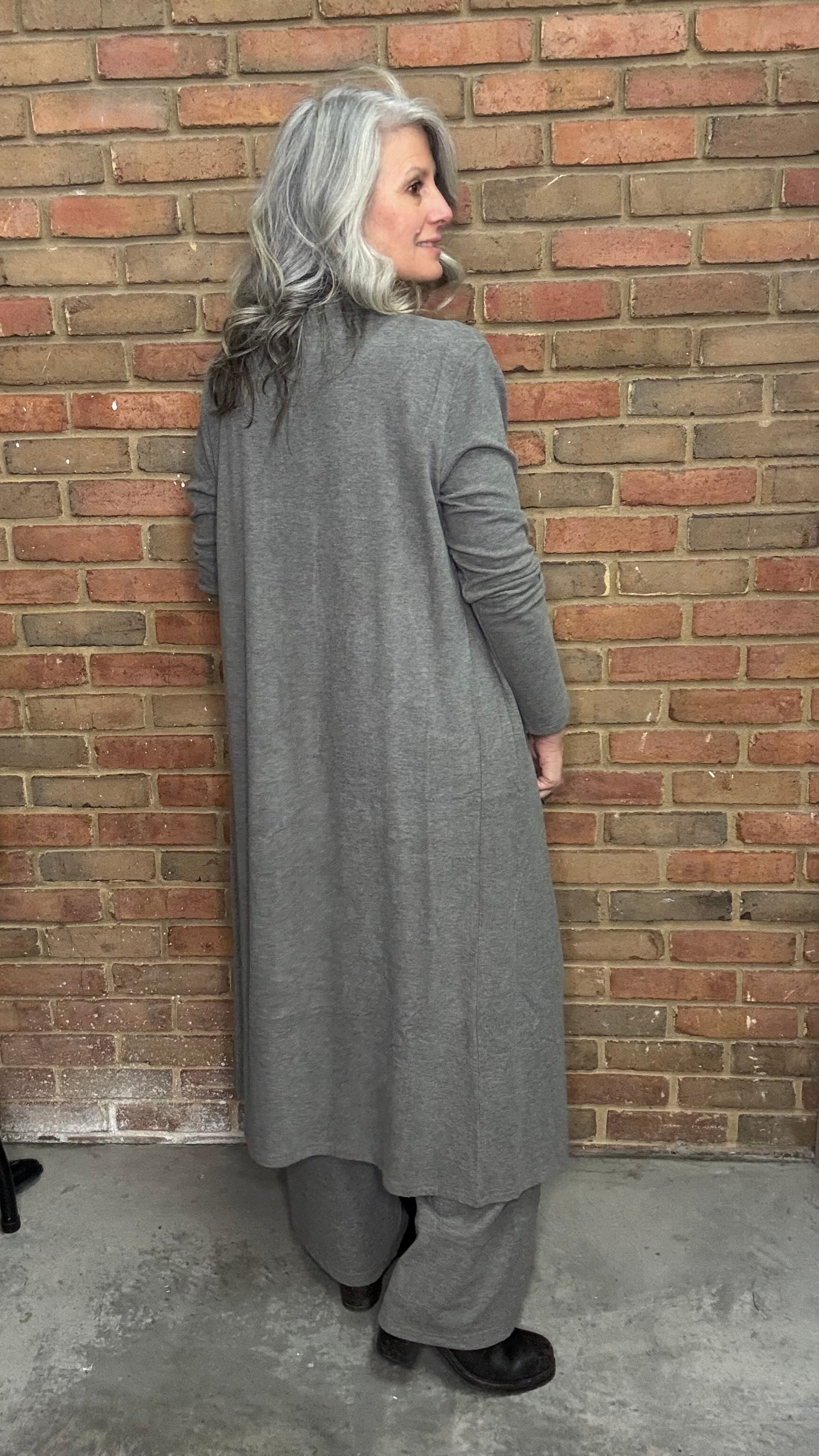 Grey Solid Detail Long Cardigan