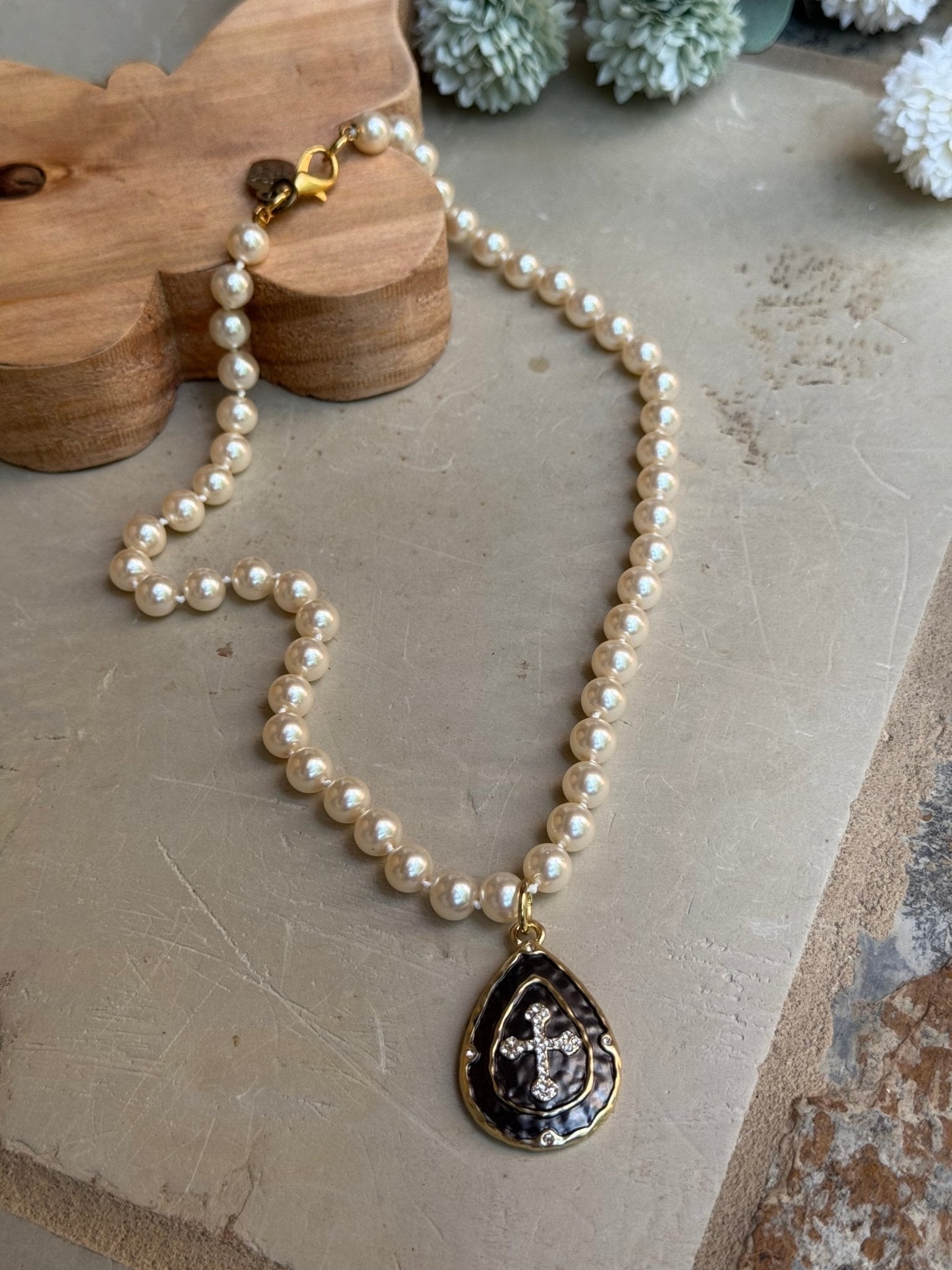 EKD Vintage Pearls Necklace - Vintage Vault Boutique
