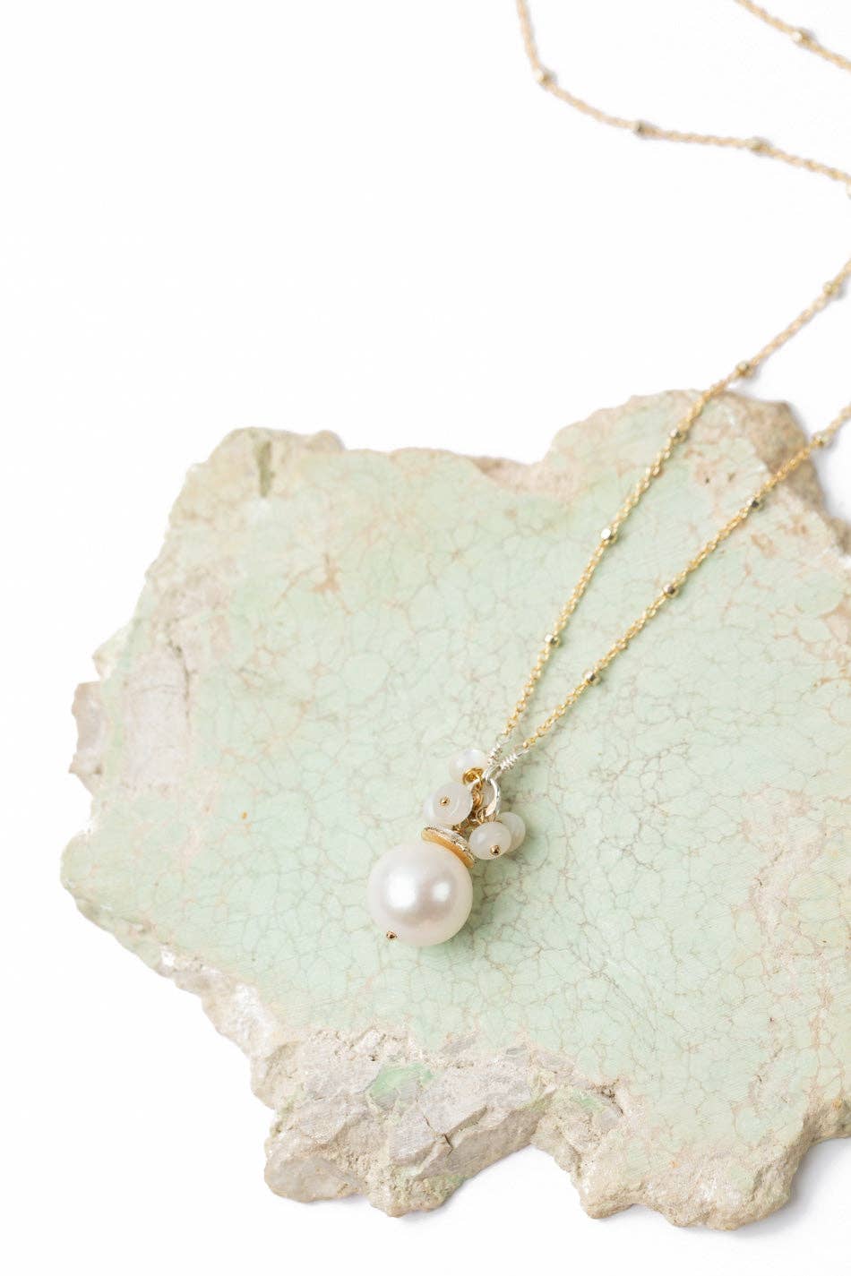 Serenity Freshwater Pearl Simple Necklace 071N - Vintage Vault Boutique