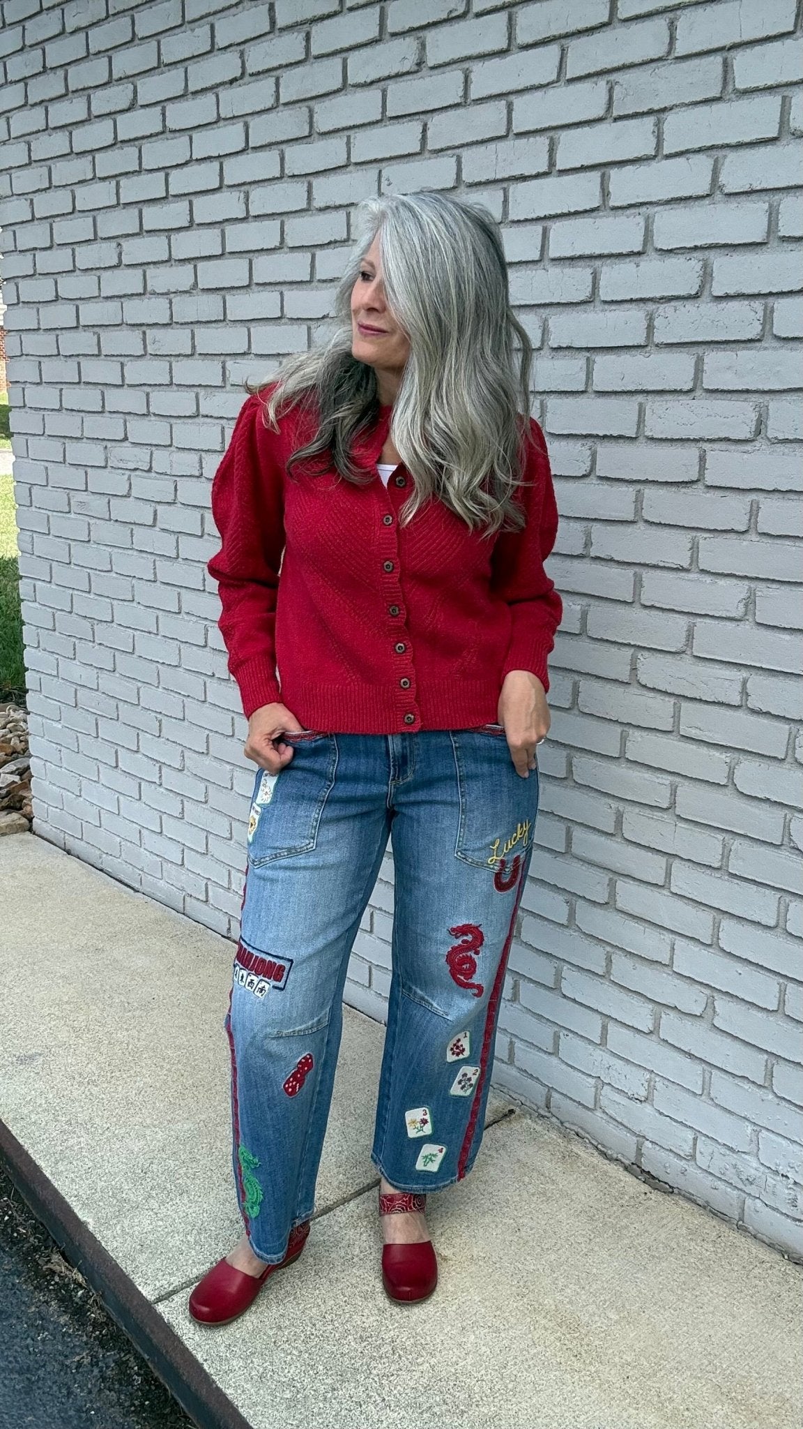 Manjean Embroidery Jeans - Vintage Vault Boutique