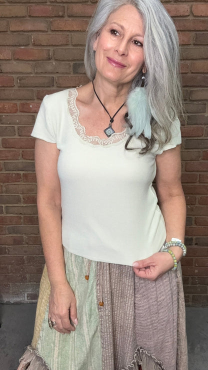 Tea Green Ribbed Short Sleeve Top - Vintage Vault Boutique