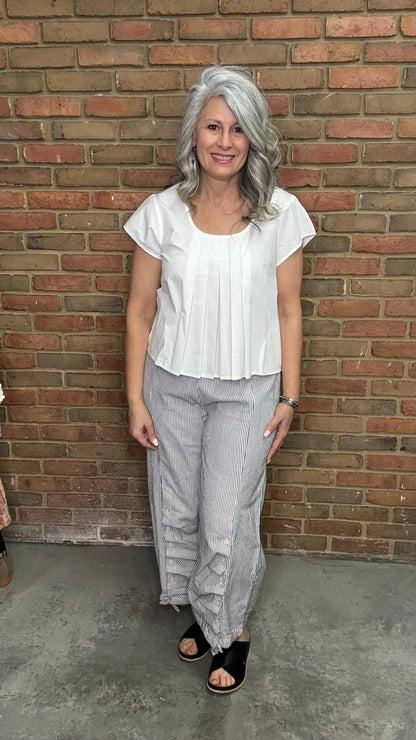 Daley Short Top in White - Vintage Vault Boutique
