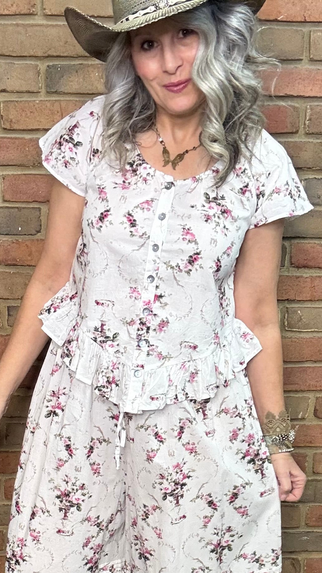 Floral Print Ruffle Bottom Blouse