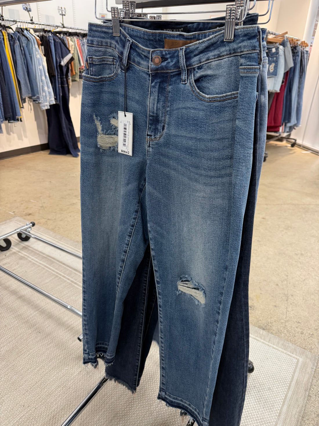 Judy Blue Medium Wash Boyfriend Jean