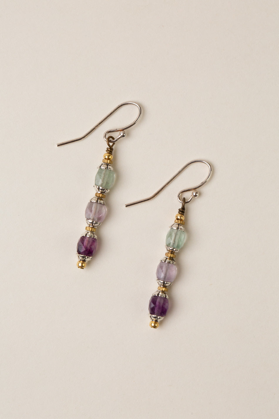 Aspire Flourite Simple Earrings E018