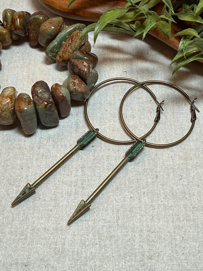 Verde Arrow Earring