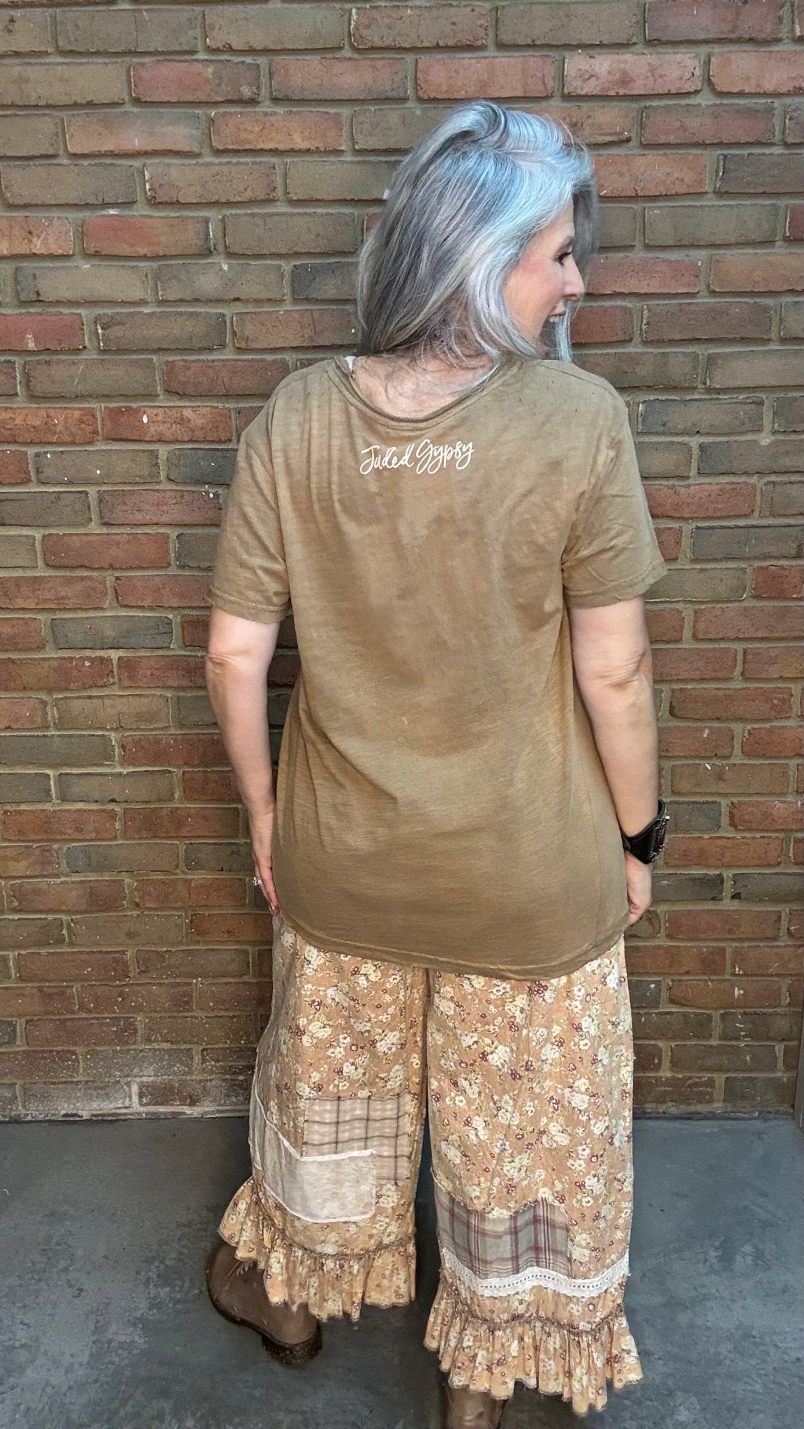 Moon Dance Tee - Peace &amp; Love - Vintage Vault Boutique