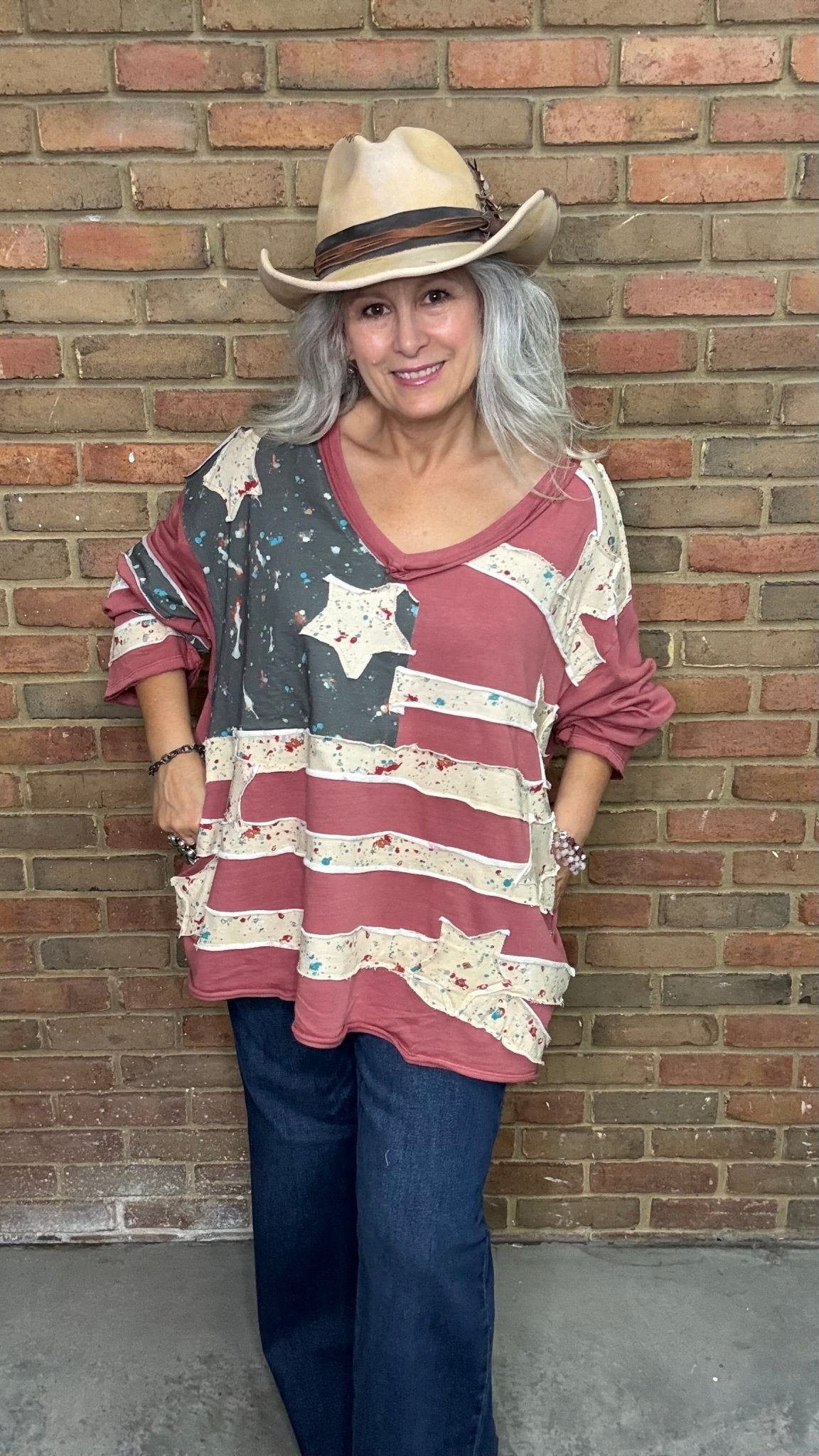 Stars and Sweetheart Sweatshirt - Vintage Vault Boutique