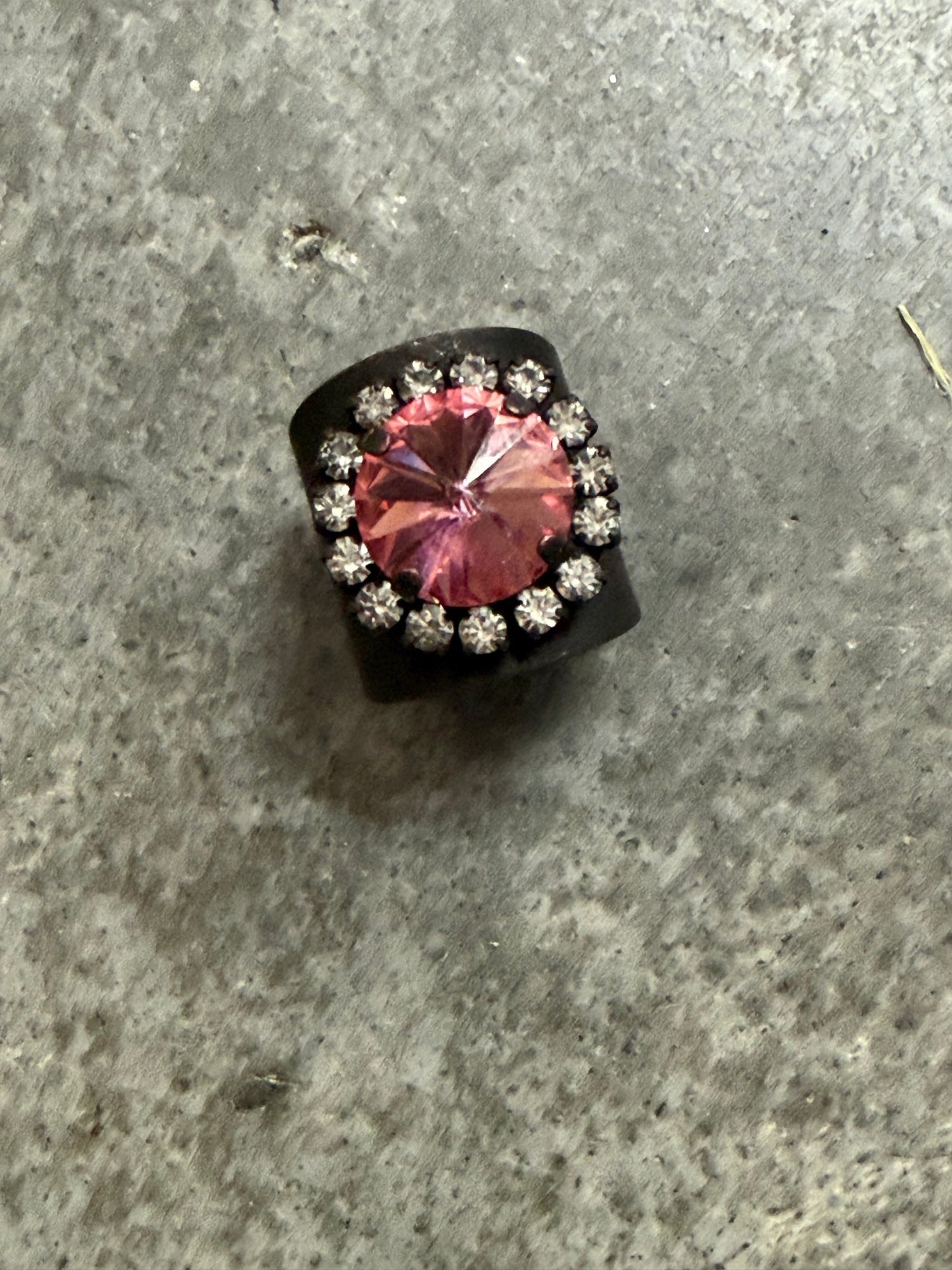 Jacci Ring in Smutt - Vintage Vault Boutique