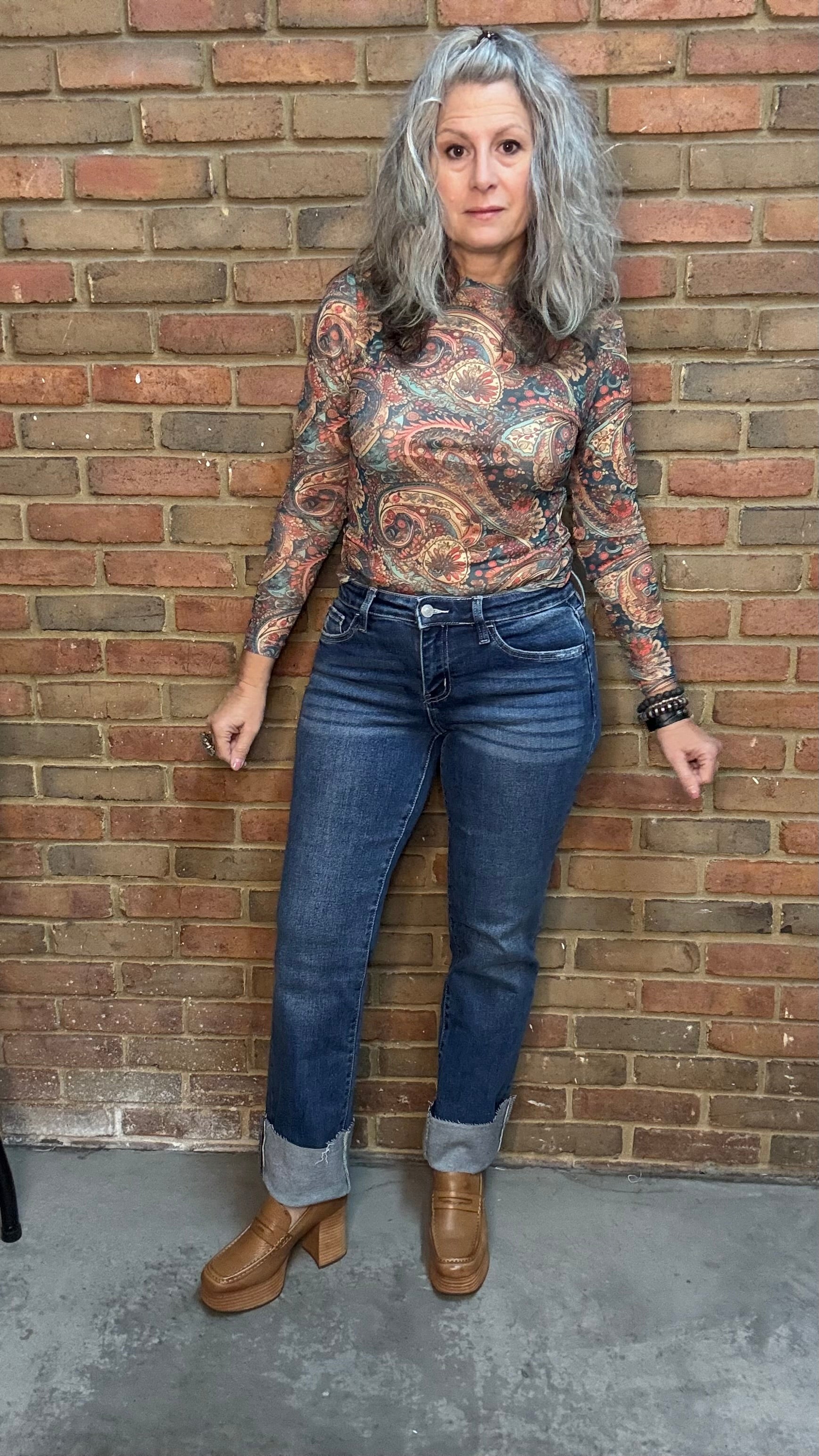 Mid Rise Cuffed Slim Straight Jeans