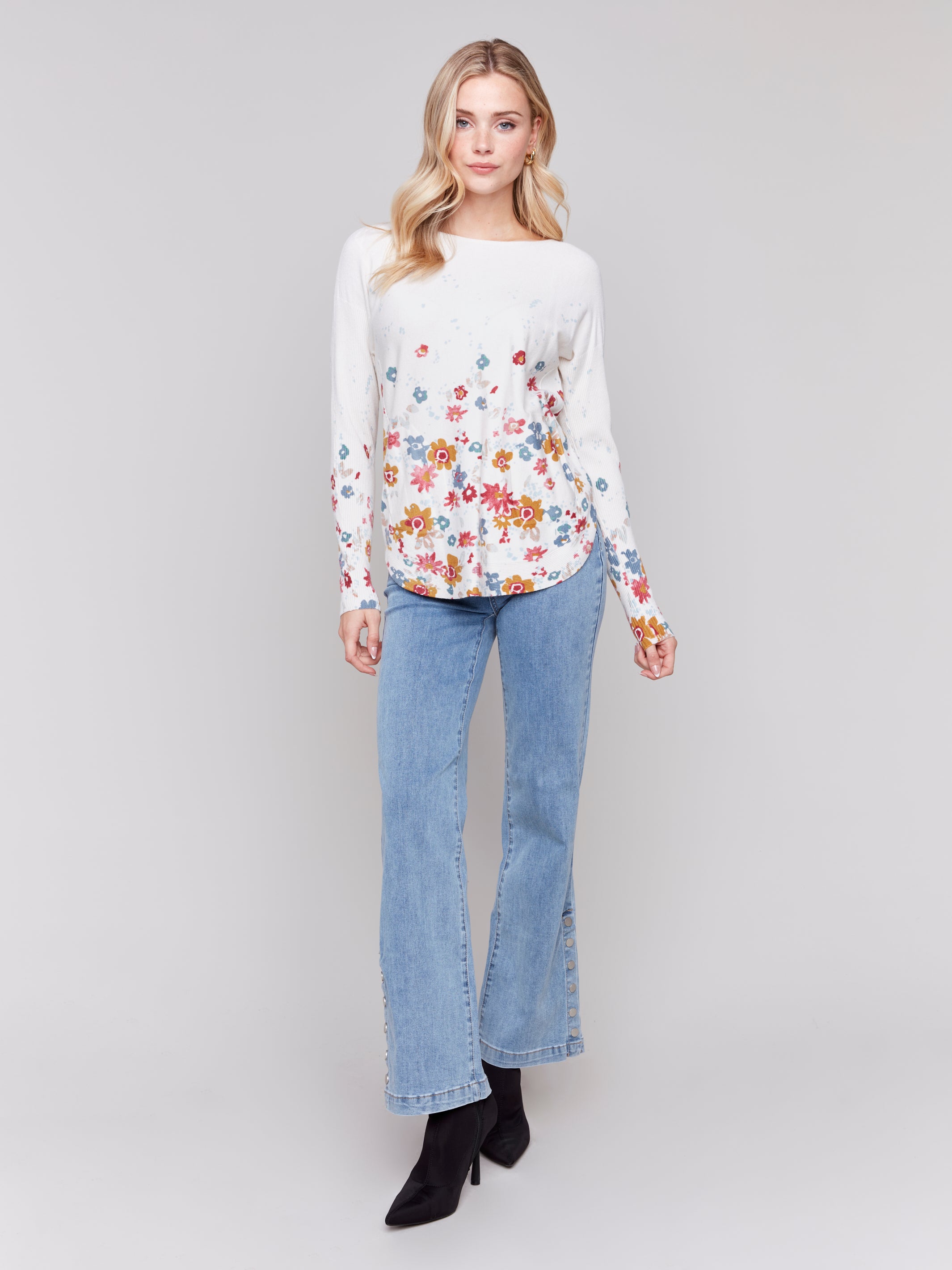 Floral Round Hem Sweater 