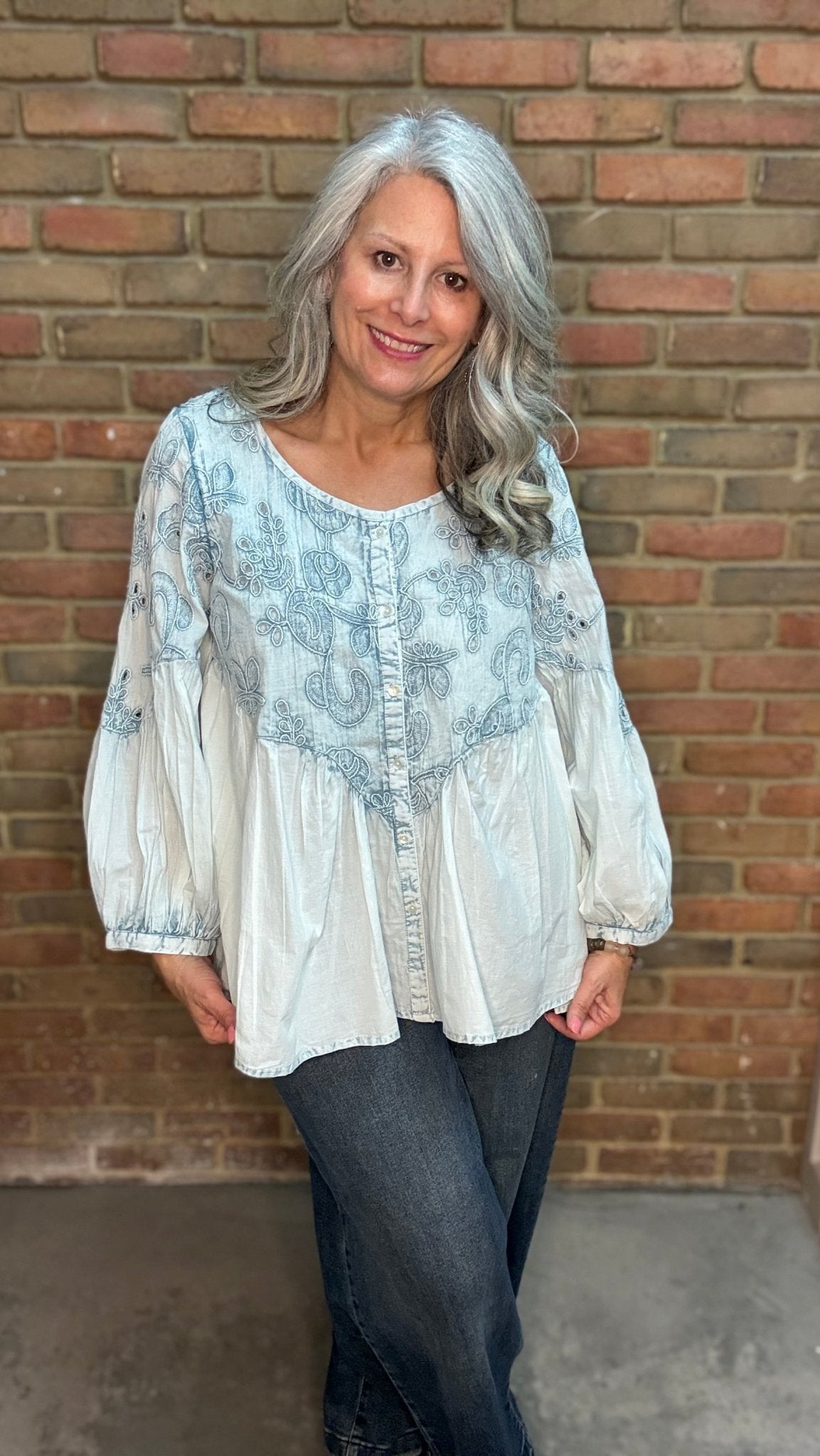 Embroidered Button Up Top - Vintage Vault Boutique