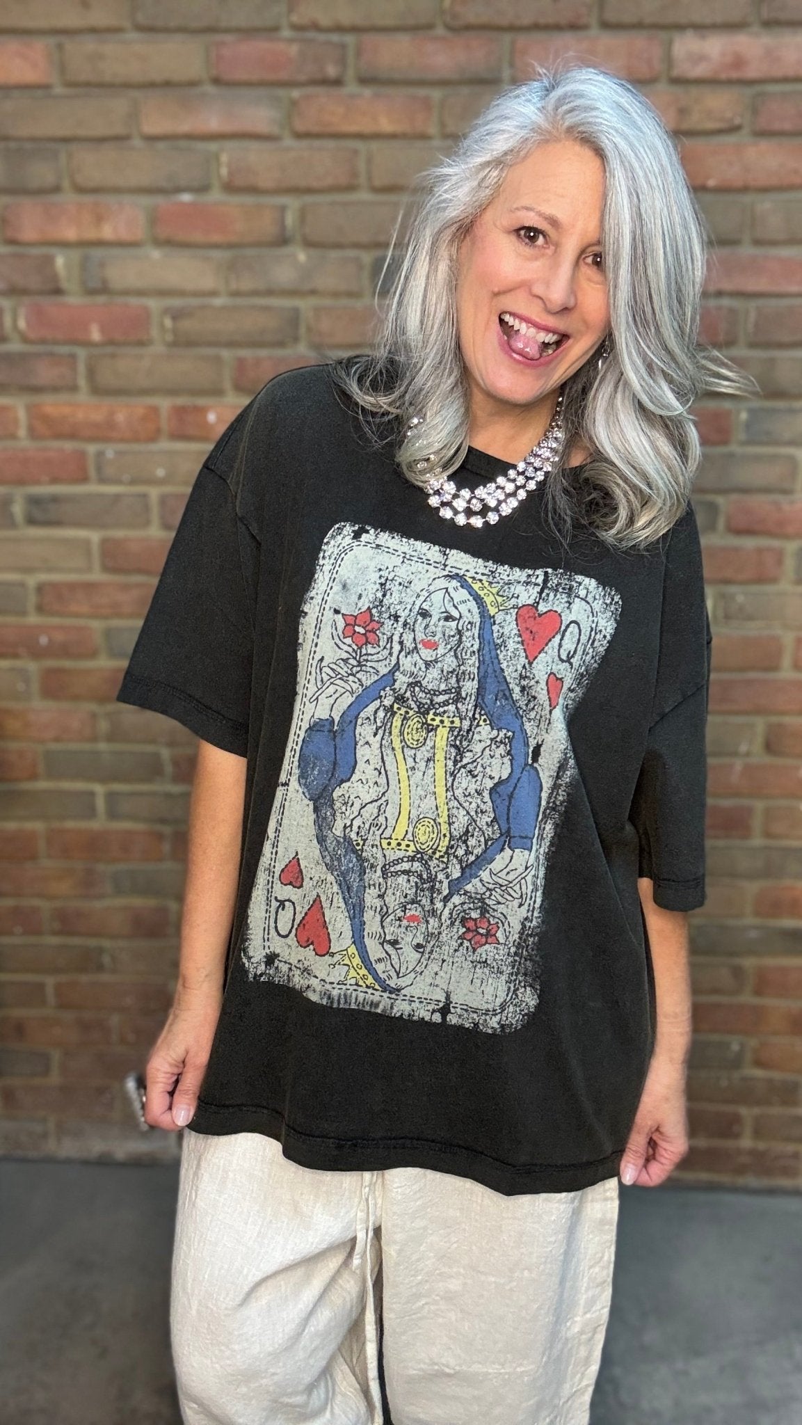 Queen of Hearts Card T-Shirt - Vintage Vault Boutique