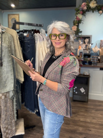 VALERIE Readers in Green - Vintage Vault Boutique