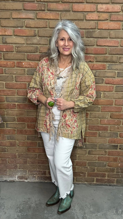 Wildflower Fountain Jacket - Vintage Vault Boutique