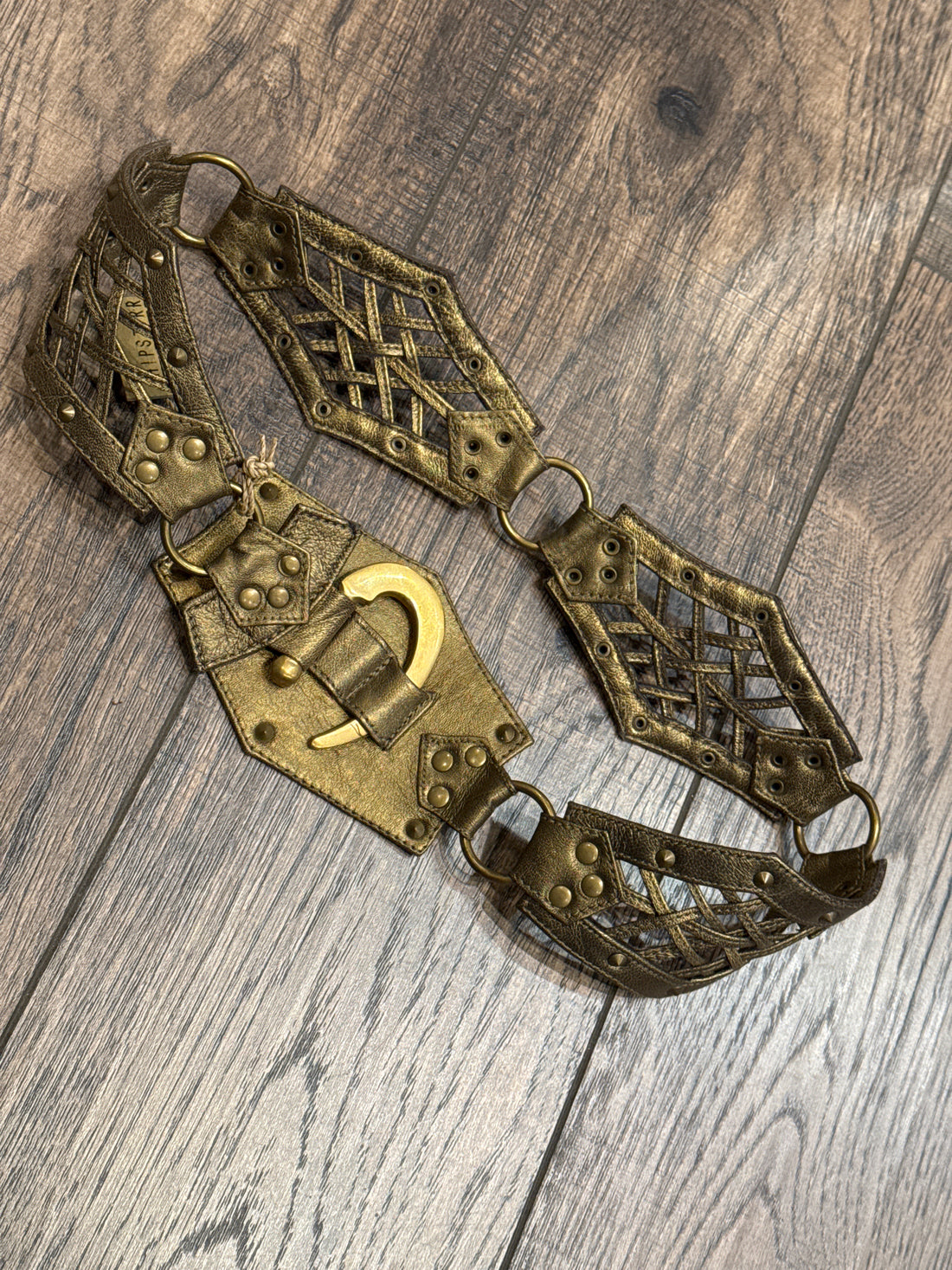 Izzy Gold