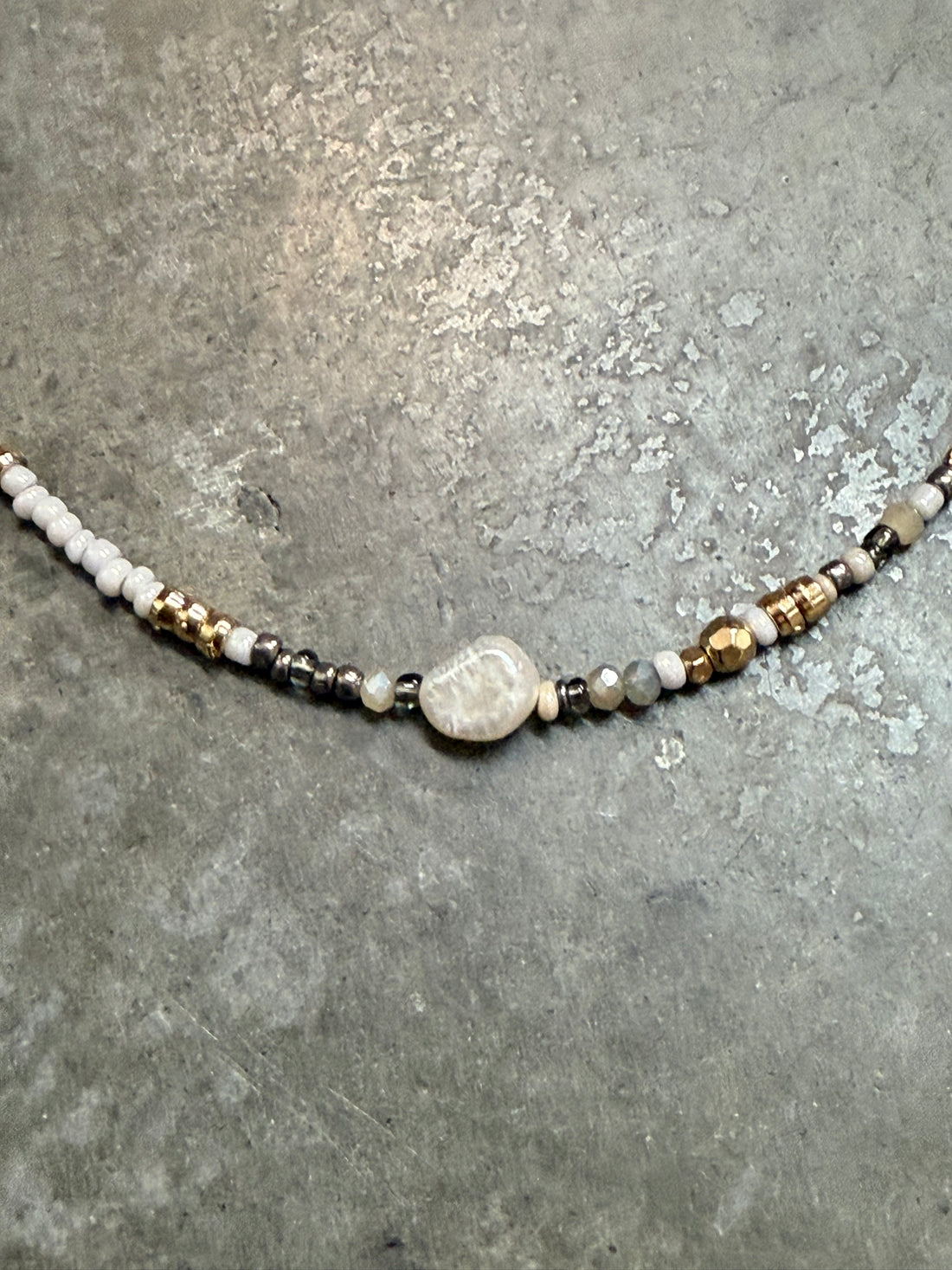 Dandy Gray Pearl Chocker Necklace