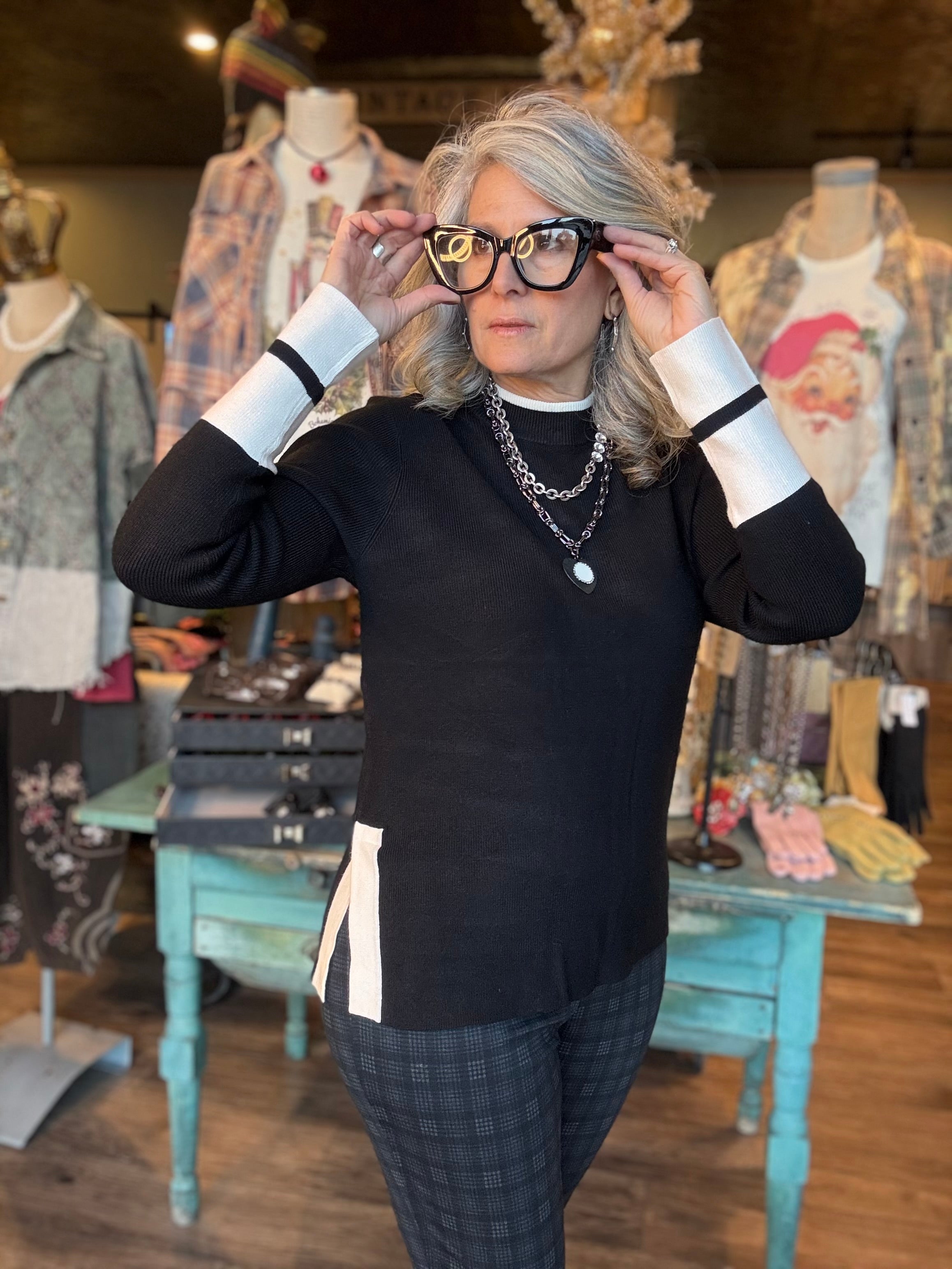 Crew Neck Sweater with Slit