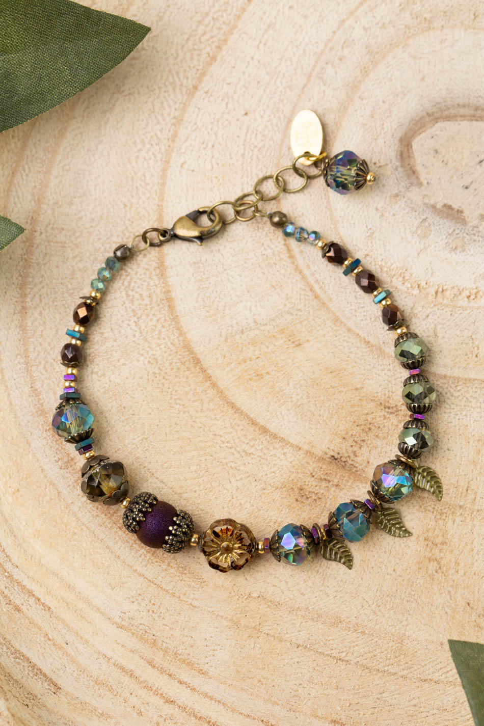 Crisp Autumn 7.5-8.5&quot; Faceted Crystal, Czech Glass Flower, Antique Brass Leaves Collage Bracelet