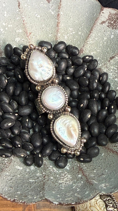 Triple Pearl Ring - Vintage Vault Boutique