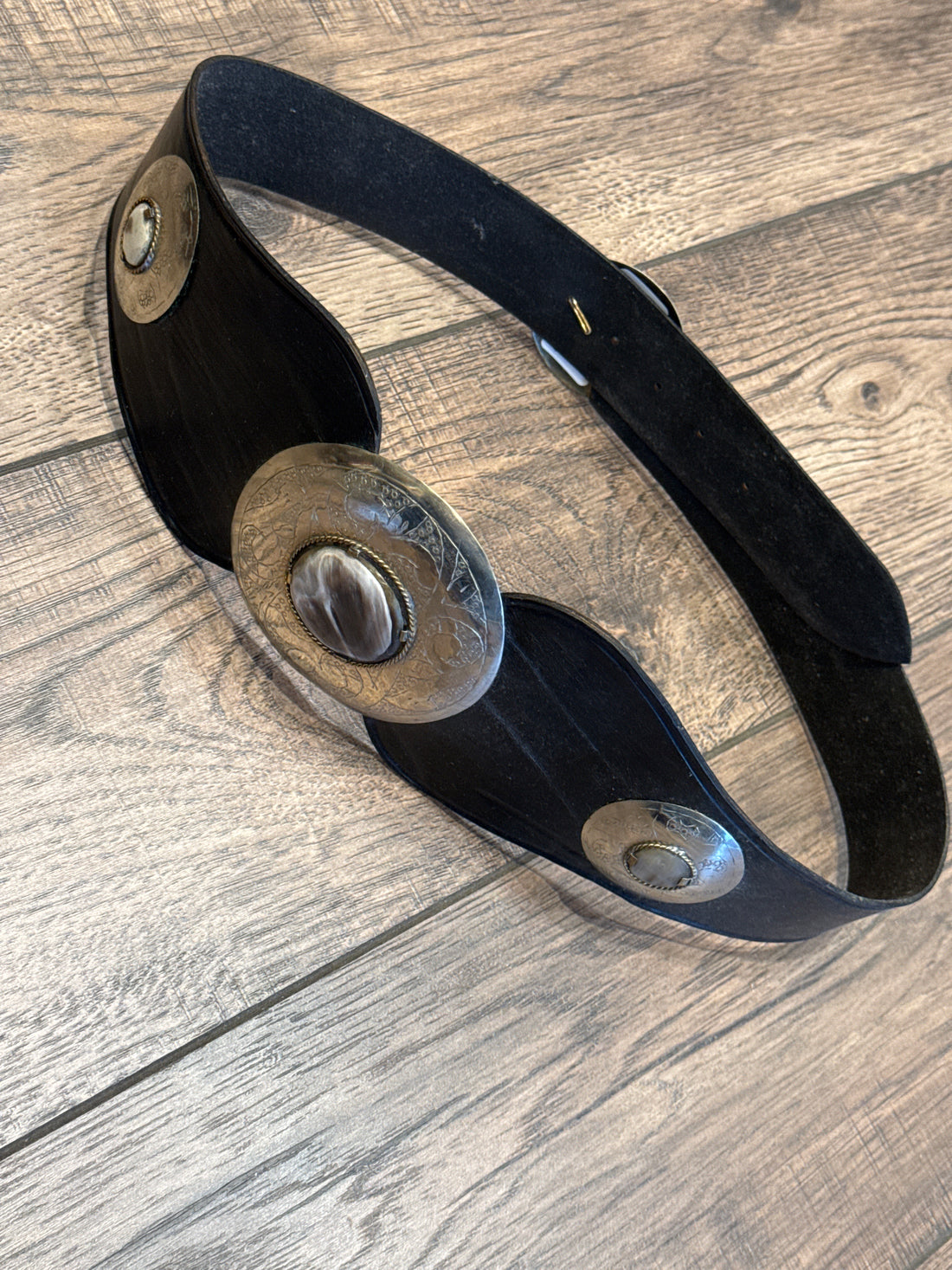 Back Center Metal Black Leather Belt