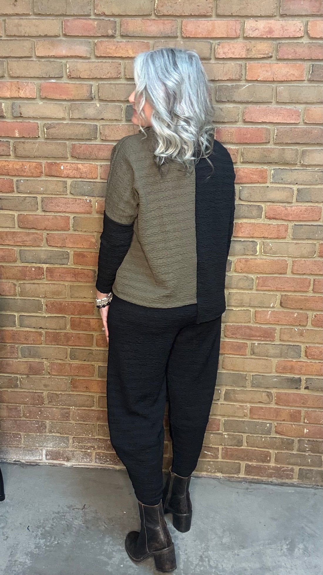 Black Waffle Capri Pant