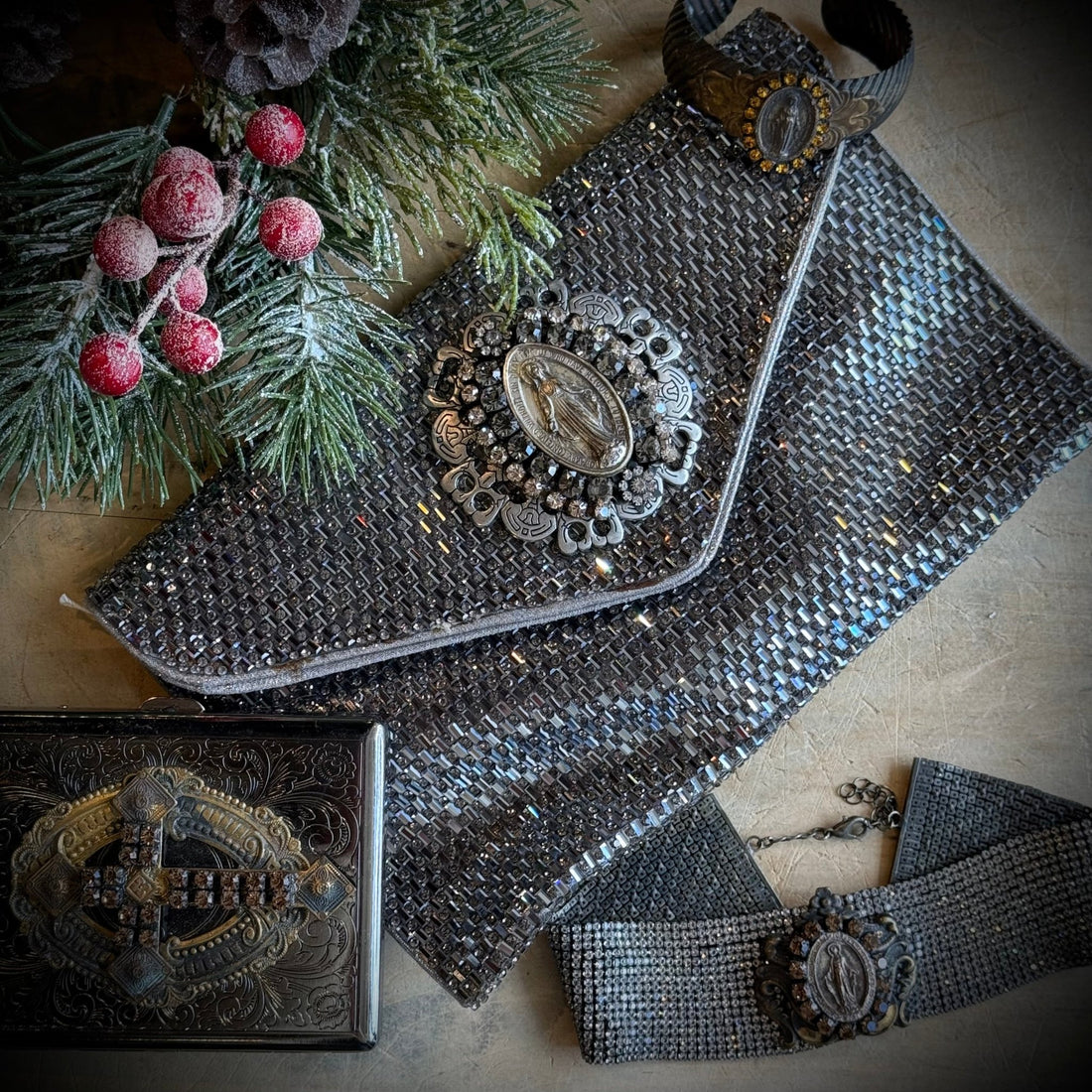 Hemitite Glitter Bag - Vintage Vault Boutique