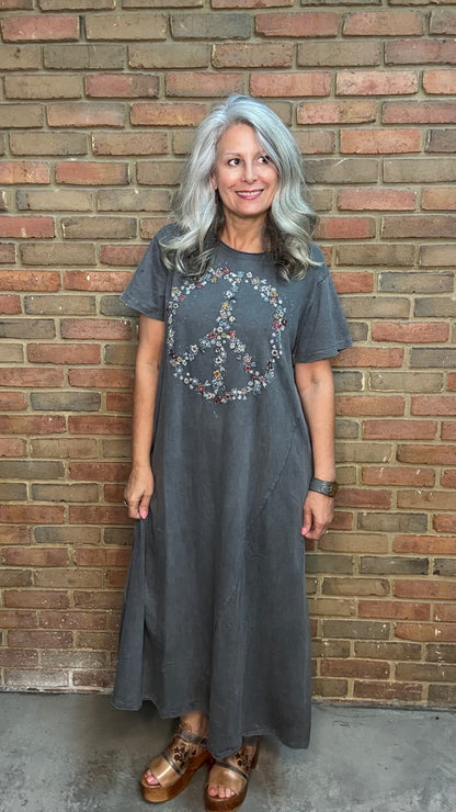 Santana - Embroidery Floral Peace Dress