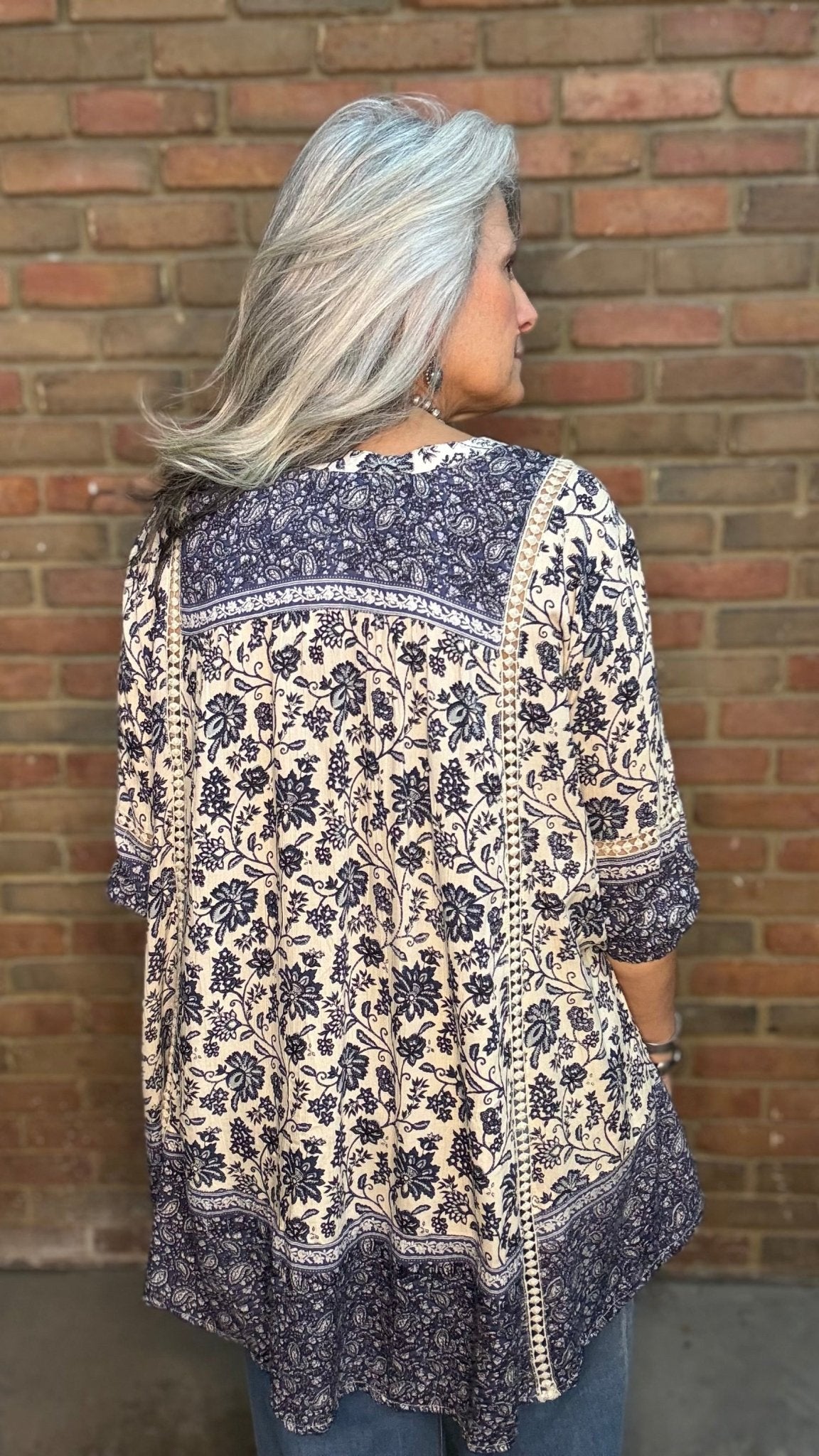 Lace Trim Tunic Top - Vintage Vault Boutique