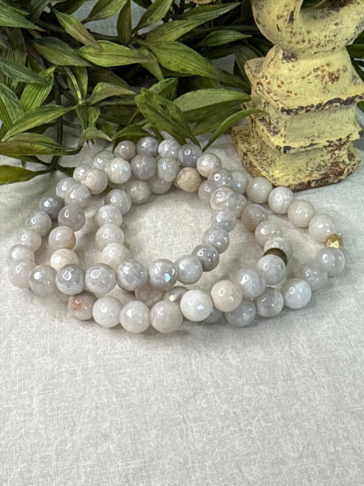 Opal Stone Stretch Bracelet - Vintage Vault Boutique