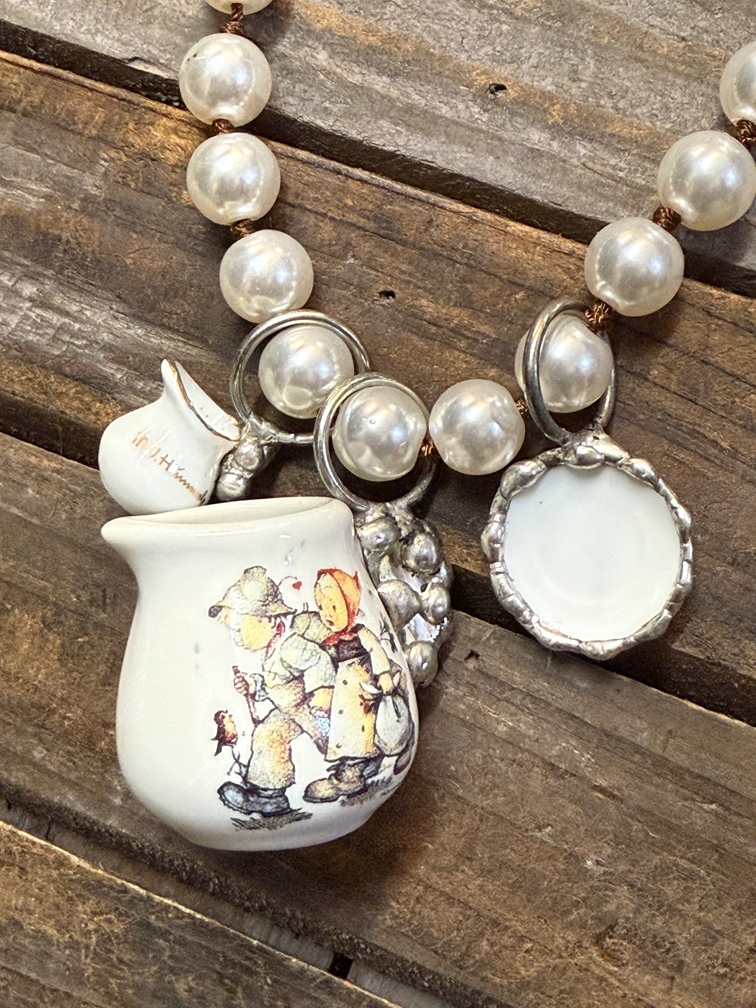 Hummel China Necklace