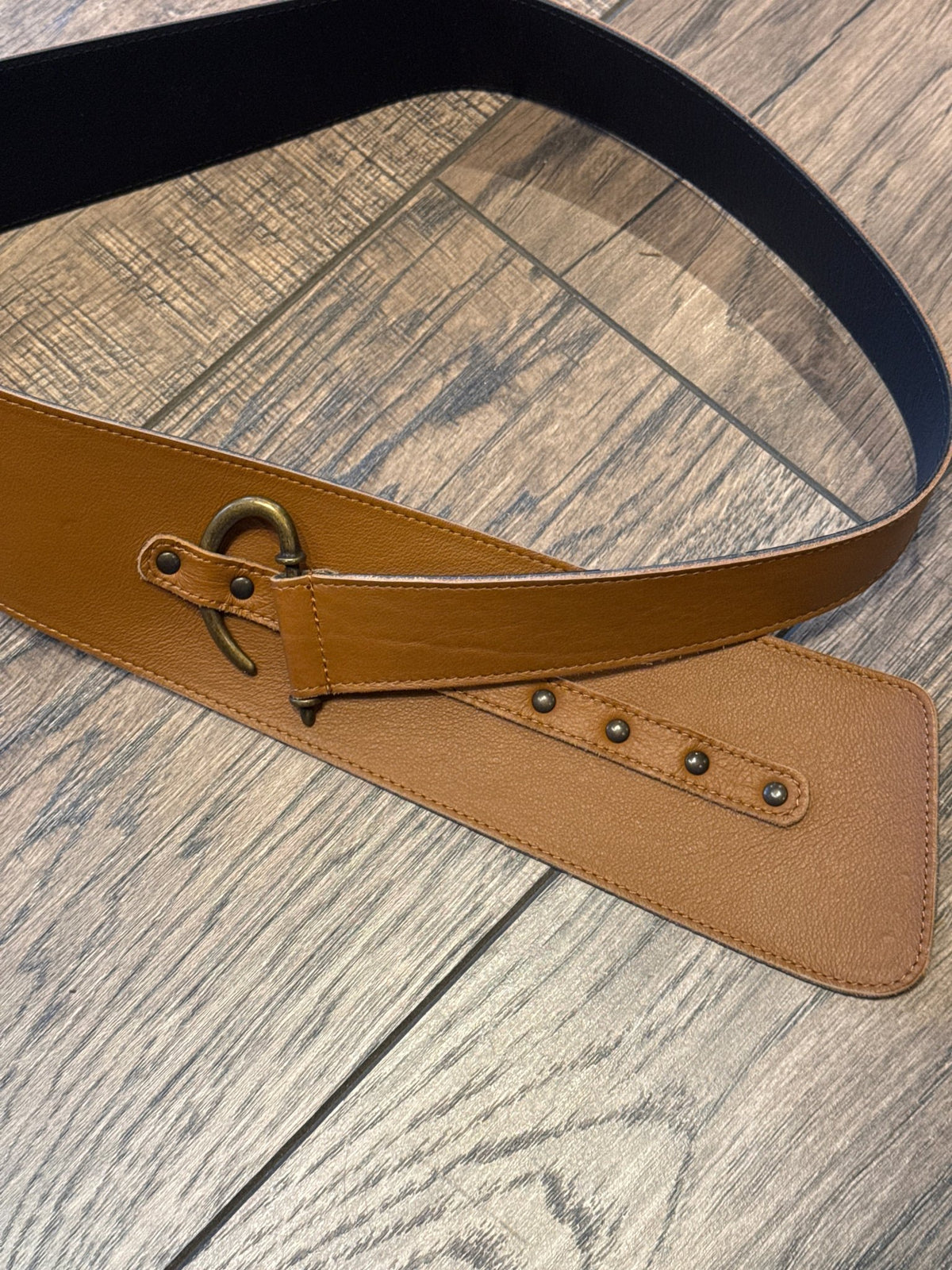 Cognac Leather Belt - Vintage Vault Boutique