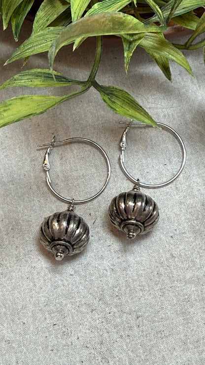 Simple Embossed Dangle Earrings - Vintage Vault Boutique