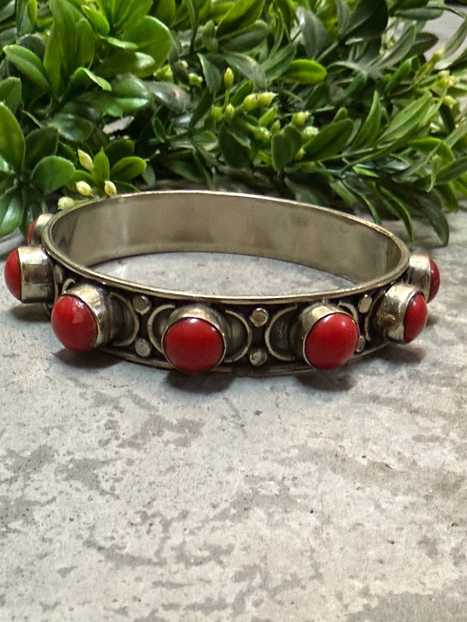 Red Semi Precious Stone Bracelet - Vintage Vault Boutique
