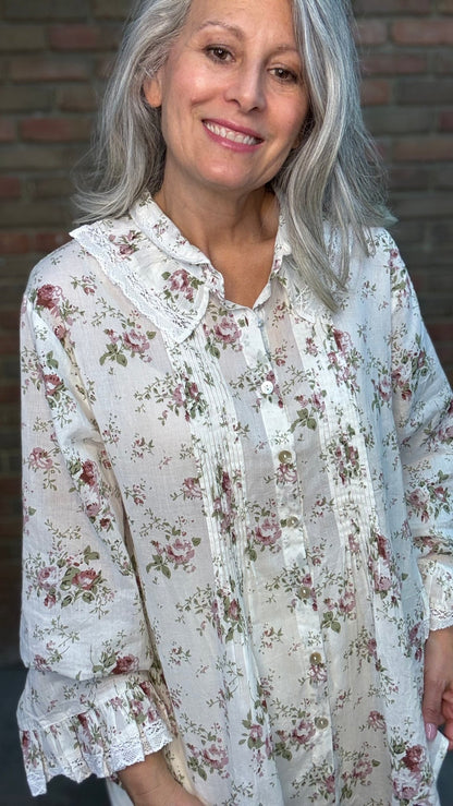 Vintage Floral Button Up Top - Vintage Vault Boutique