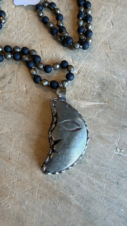 Pyrite Moon-Black/Gold