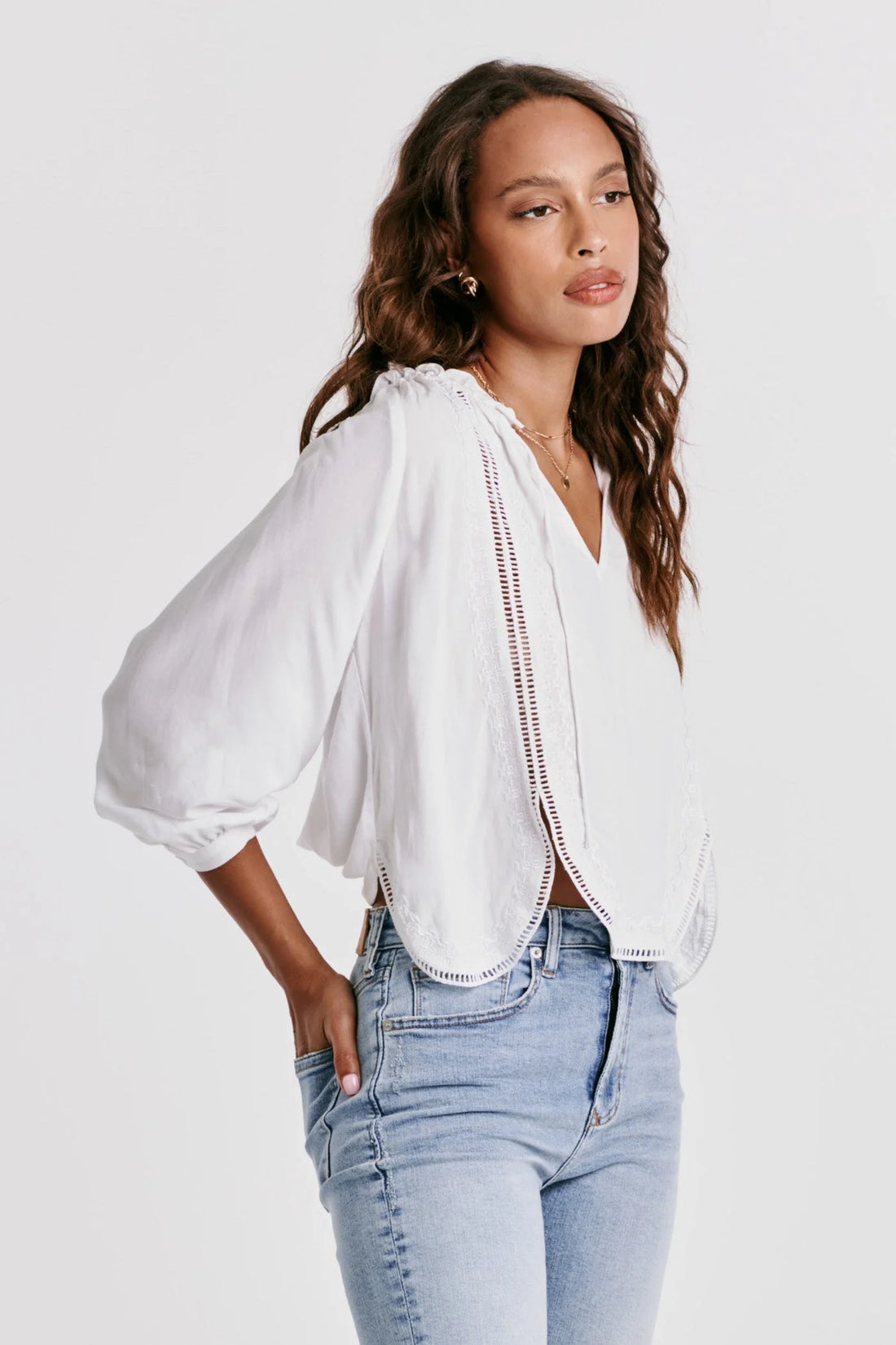 Jayla Lace Seam Blouse WHITE  