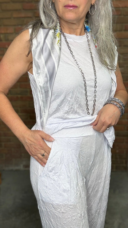 White Capri Straight Leg Pant - Vintage Vault Boutique