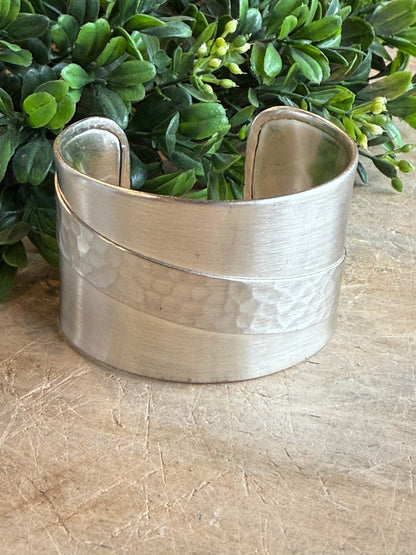 Hammered Silver Detail Cuff - Vintage Vault Boutique