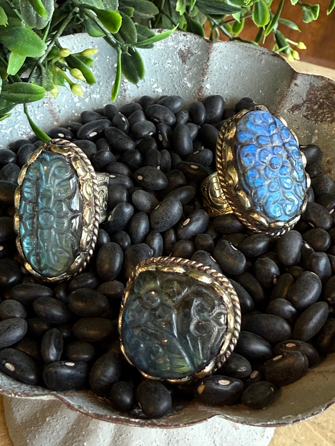 Labradorite Engraved Ring